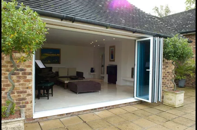 safe-and-sound-bi-fold-doors-6 safe-and-sound-bi-fold-doors-6