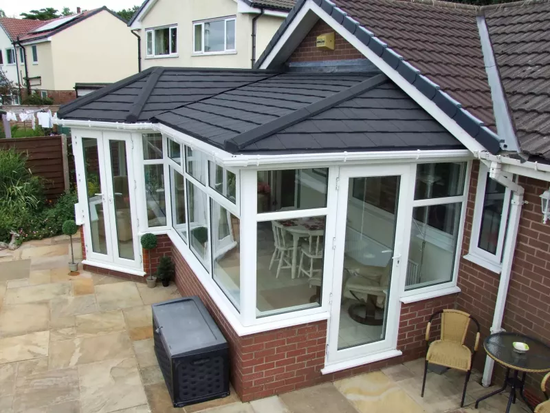 p-shaped-conservatory-1-scaled