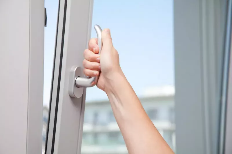 tilt-and-turn-11 tilt-and-turn-11