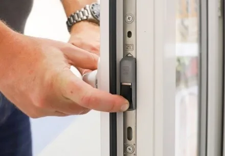 How to Fix a Stuck Tilt and Turn Window Safe and Sound windows Guide