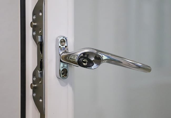 How to Fix Loose Window Handle Safe and sound windows Guide